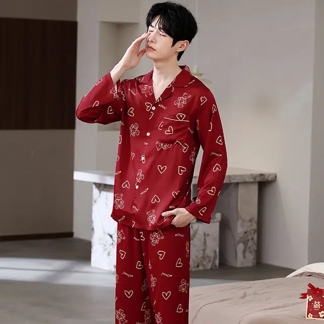 俏薇妮 简约纯色柔软喜庆冰丝爱心高级感长袖长裤家居服宽松舒适休闲透气可外穿春秋睡衣套装 男款 红色