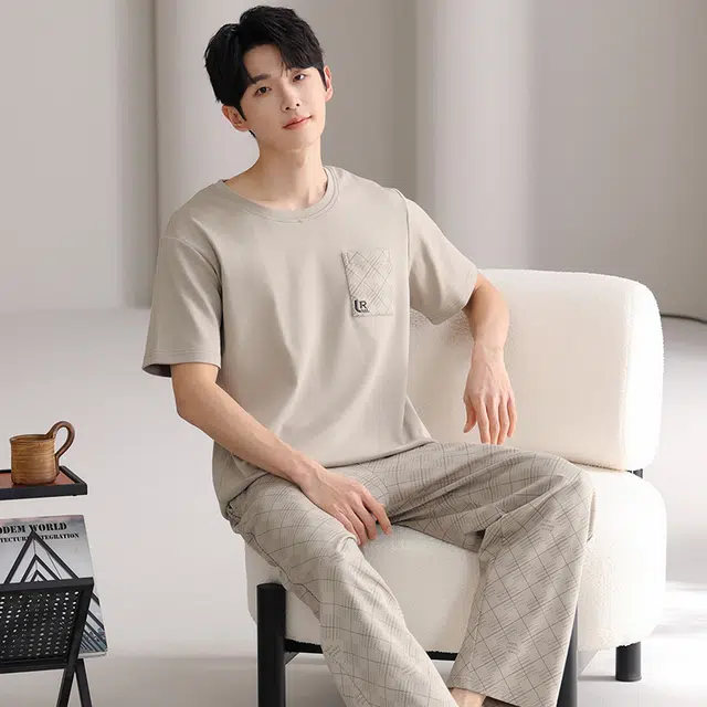 俏薇妮 简约凉感柔软高级感潮流大气可爱短袖长裤家居服舒适透气休闲宽松可外穿夏季睡衣套装 男款