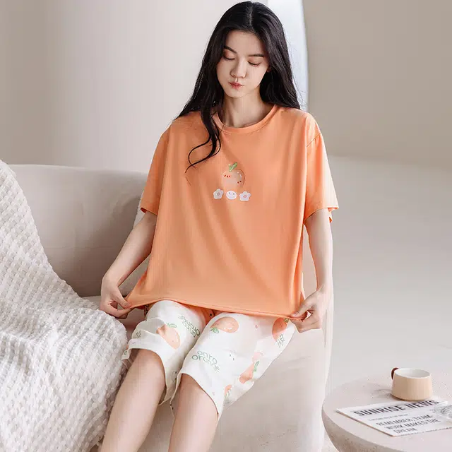 俏薇妮 简约纯棉可爱橙子高级感短袖七分裤带胸垫家居服柔软舒适透气休闲宽松凉感可外穿睡衣套装 女款