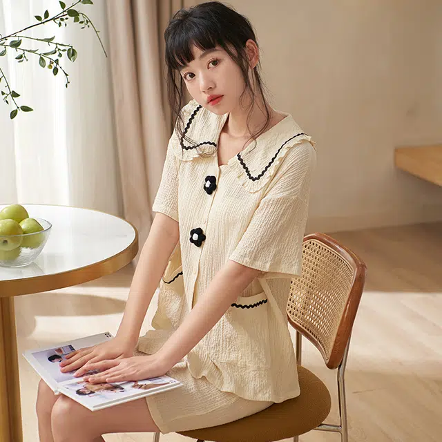 俏薇妮 简约温馨优雅高级感短袖短裤家居服休闲宽松舒适凉爽透气可外穿夏季睡衣套装 女款 黄色