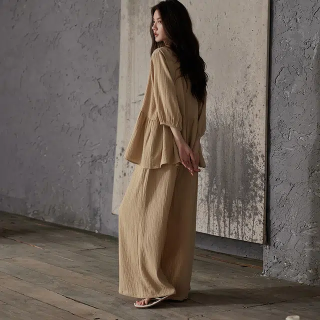 俏薇妮 简约纯色时尚柔软带胸垫五分袖高级感长裤家居服休闲舒适可外穿睡衣套装 女款 卡其色