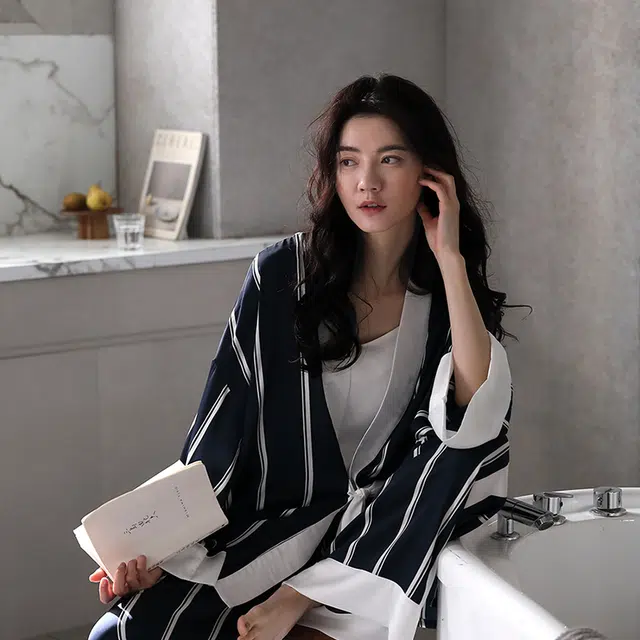 俏薇妮 凉感冰丝条纹吊带长袖三件套宽松和服日系高级感实用可外穿家居服睡衣套装 女款 藏蓝