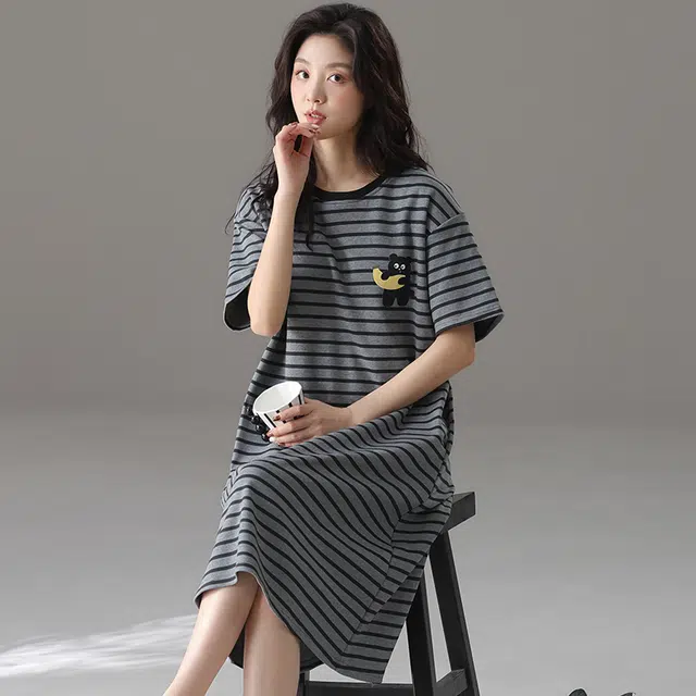 俏薇妮 简约柔软时尚条纹舒适凉爽透气可外穿短袖睡裙 女款 灰色