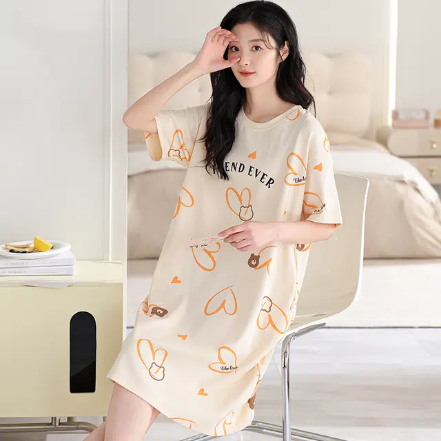 俏薇妮 简约凉感柔软可爱时尚字母高级感带胸垫短袖家居服舒适透气休闲宽松可外穿睡裙 女款