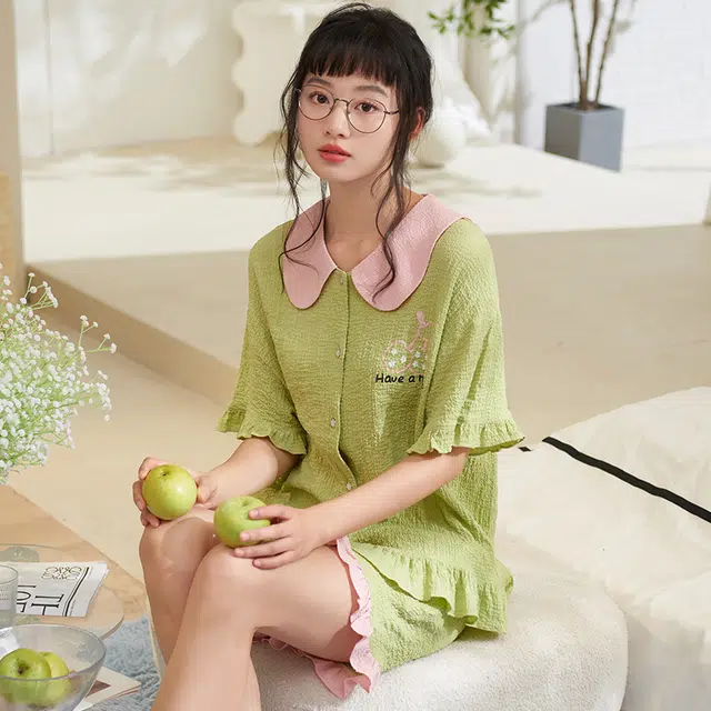 俏薇妮 简约时尚大气温馨可爱高级感短袖短裤家居服休闲宽松舒适凉爽透气可外穿夏季睡衣套装 女款 绿色