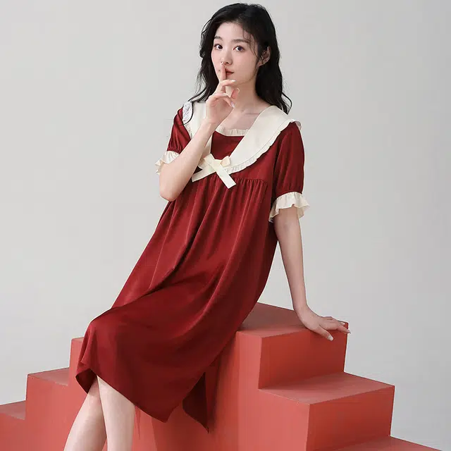 俏薇妮 简约纯色柔软时尚高级感短袖家居服休闲舒适凉爽透气可外穿睡裙 女款 红色