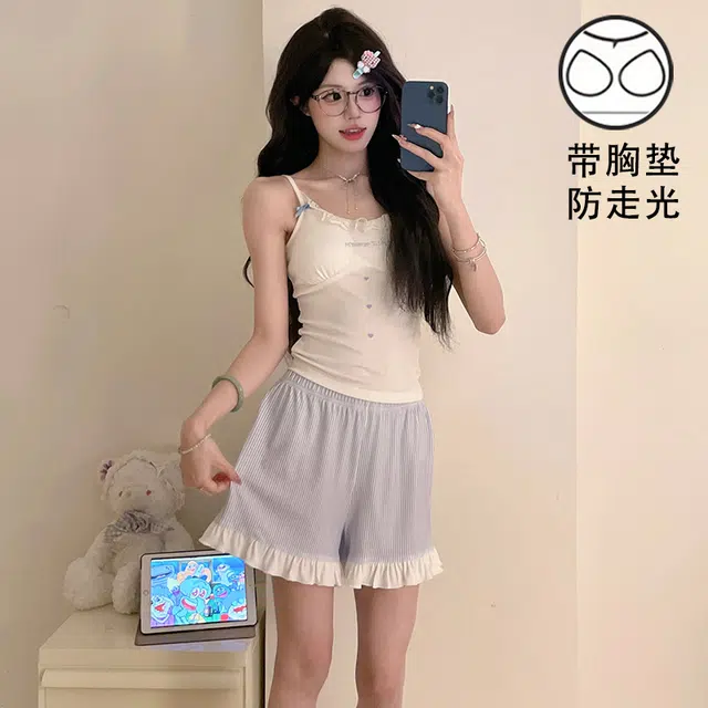 俏薇妮 简约冰凉感柔软时尚新潮高级感带胸垫吊带短裤家居服舒适透气休闲宽松可外穿夏季睡衣套装 女款