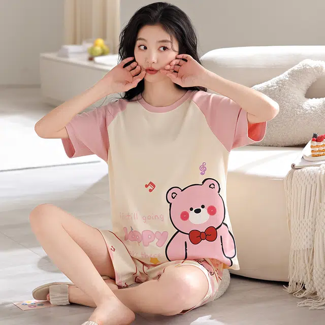 俏薇妮 柔软简约纯棉字母熊图案高级感短袖短裤带胸垫家居服舒适透气休闲宽松凉感可外穿夏季睡衣套装 女款