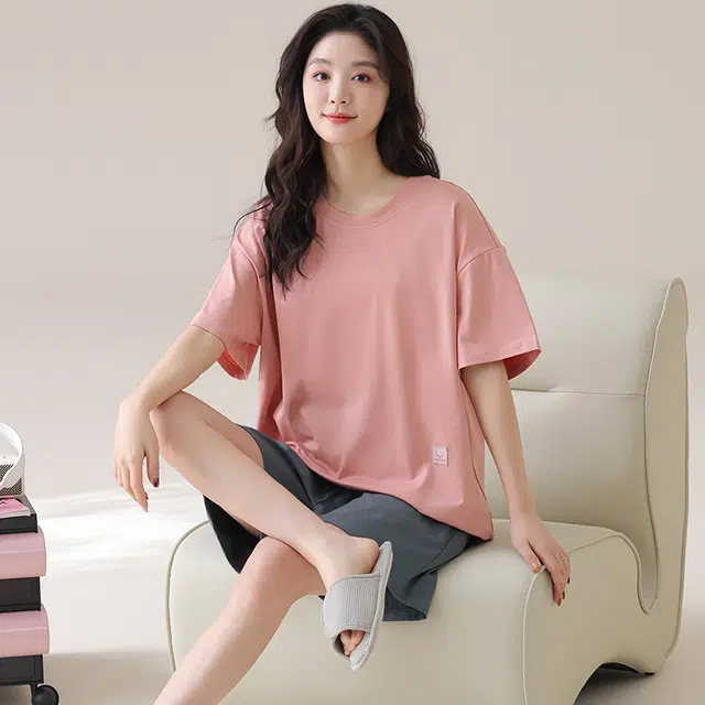 俏薇妮 简约柔软纯色凉感可爱时尚高级感带胸垫短袖家居服舒适透气休闲宽松可外穿睡衣套装 女款