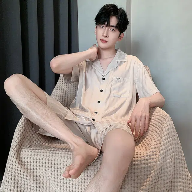 俏薇妮 简约口袋翻领舒适短袖睡衣套装 男款 杏色