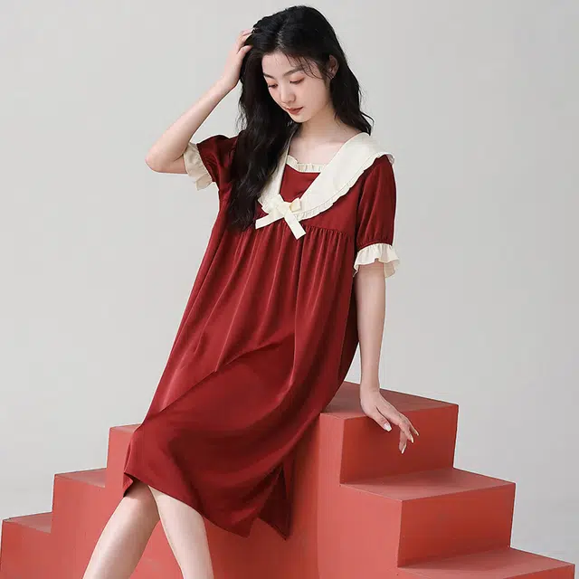 俏薇妮 简约纯色柔软时尚高级感短袖家居服休闲舒适凉爽透气可外穿睡裙 女款 红色