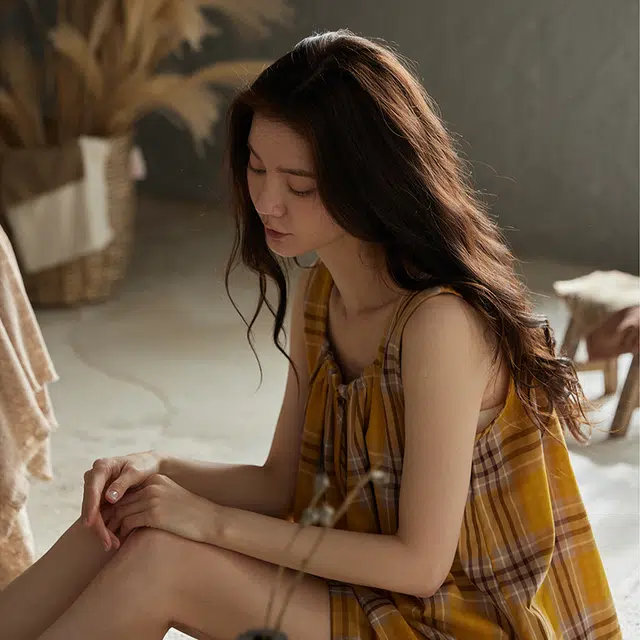 俏薇妮 简约吊带短裤两件套家居服纯棉纱布格子带胸垫一体凉感薄款可外穿睡衣套装 女款 黄色