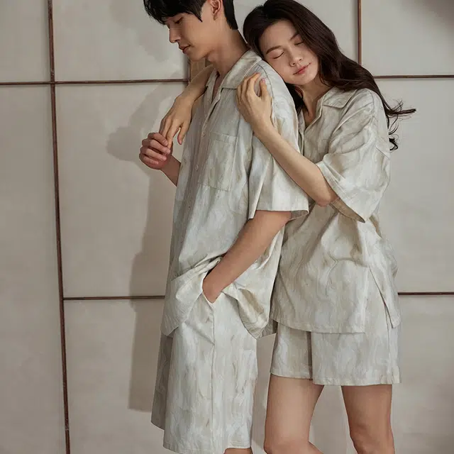 俏薇妮 简约柔软时尚高级感带胸垫凉感棉短袖短裤家居服舒适透气休闲可外穿睡衣套装 女款