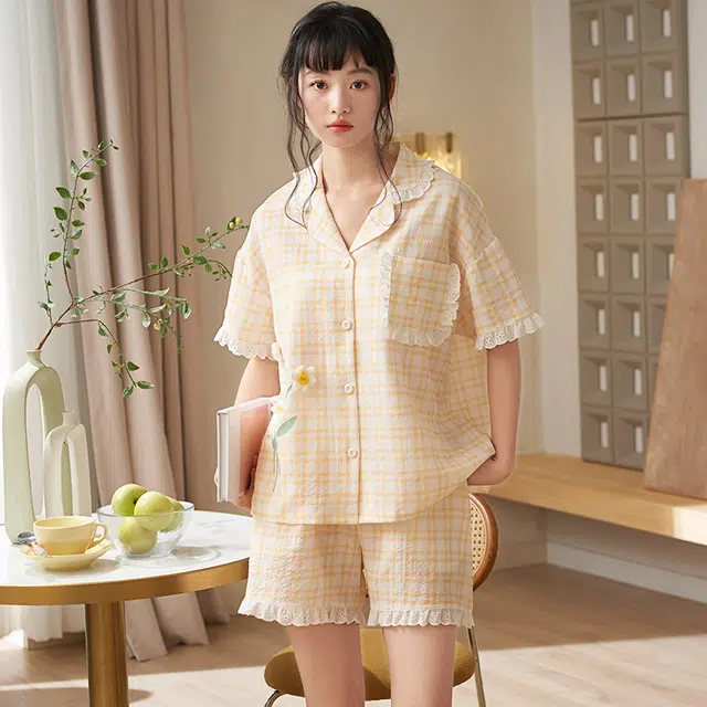 俏薇妮 简约时尚格子高级感短袖短裤家居服休闲宽松舒适凉爽透气可外穿夏季睡衣套装 女款 黄色
