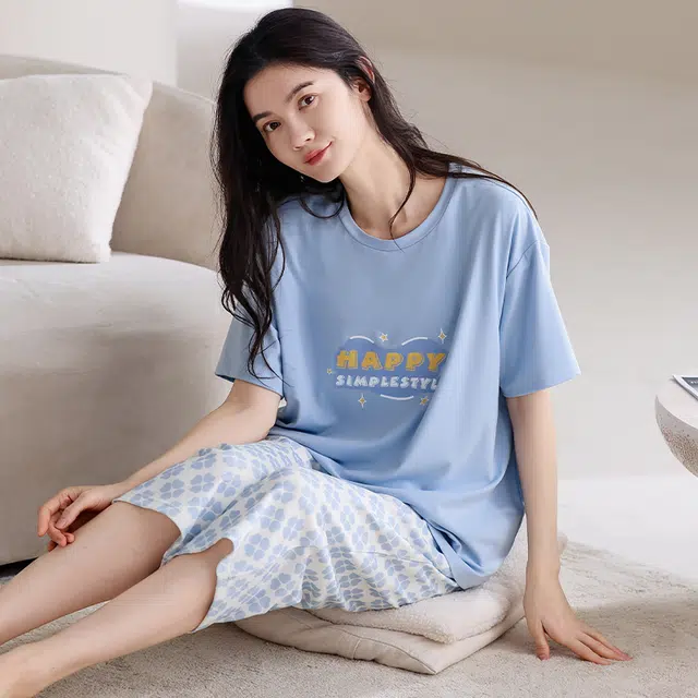 俏薇妮 简约纯棉时尚碎花字母高级感短袖七分裤带胸垫家居服柔软舒适透气休闲宽松凉感可外穿睡衣套装 女款