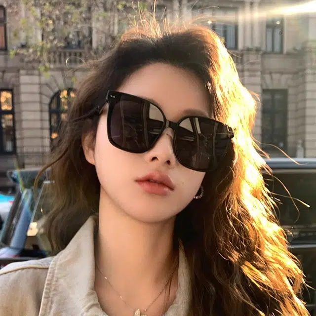 LASHION ins