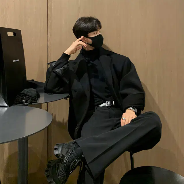 V