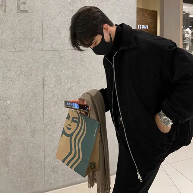 我是大卫 纯色翻领短款港风拉链保暖加厚毛呢大衣 男女同款