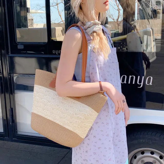 YZUE Tote