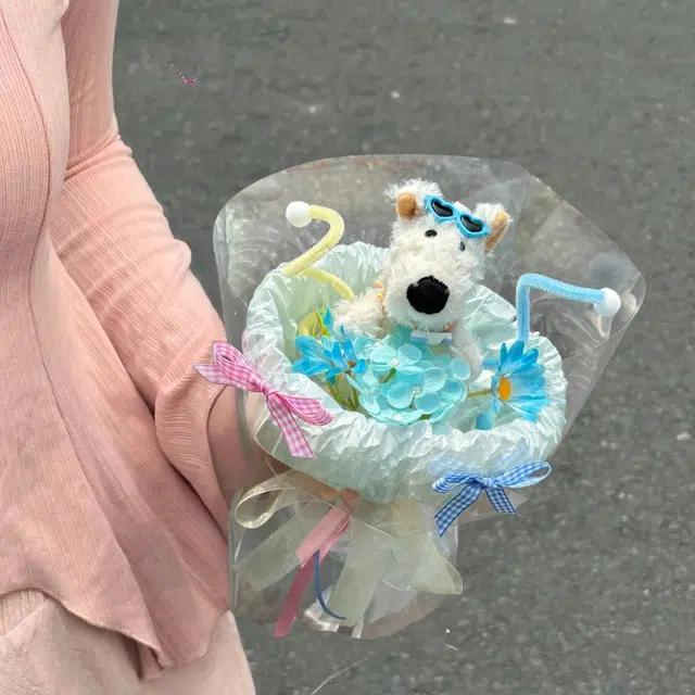 雅阁 呆萌高颜值成品西高地小狗花束布偶 治愈 玩偶周边