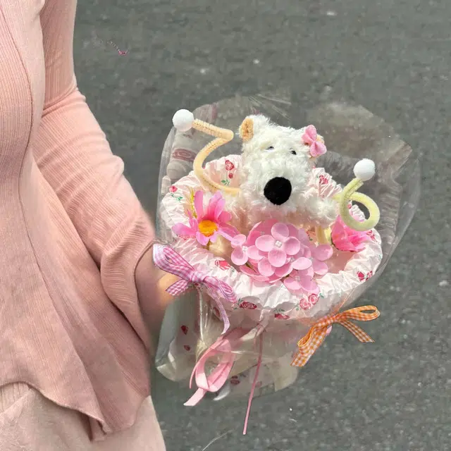雅阁 呆萌高颜值成品西高地小狗花束布偶 治愈 玩偶周边