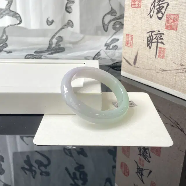 翠亨祥 正圈 细糯淡春彩 新中式 温润优雅款 国潮国风 糯种 翡翠手镯 女款