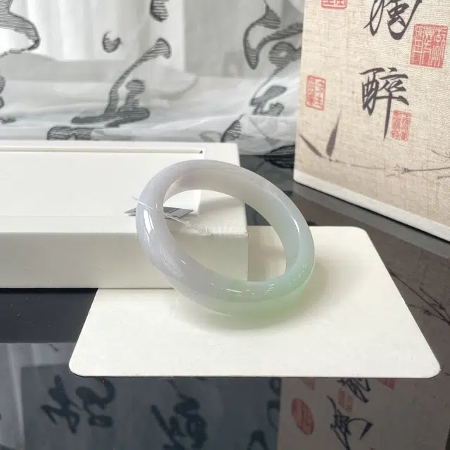 翠亨祥 正圈 细糯淡春彩 新中式 温润优雅款 国潮国风 糯种 翡翠手镯 女款