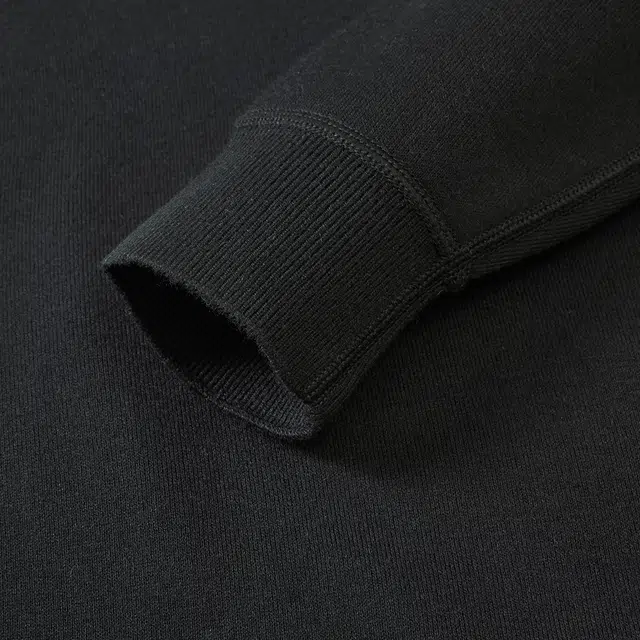 爱登堡 绵羊毛桑蚕丝混纺渐变字母暗纹舒适耐穿不变形百搭保暖通勤圆领套头针织衫 男款