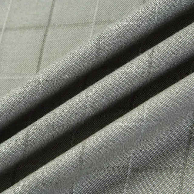 爱登堡 格子尖领纽扣长袖衬衫 男款