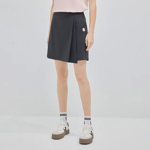 Elle Active