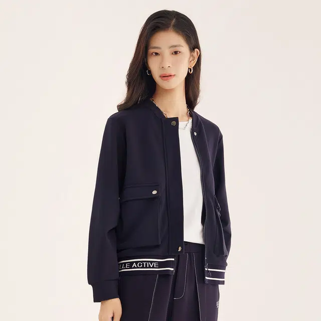 Elle Active