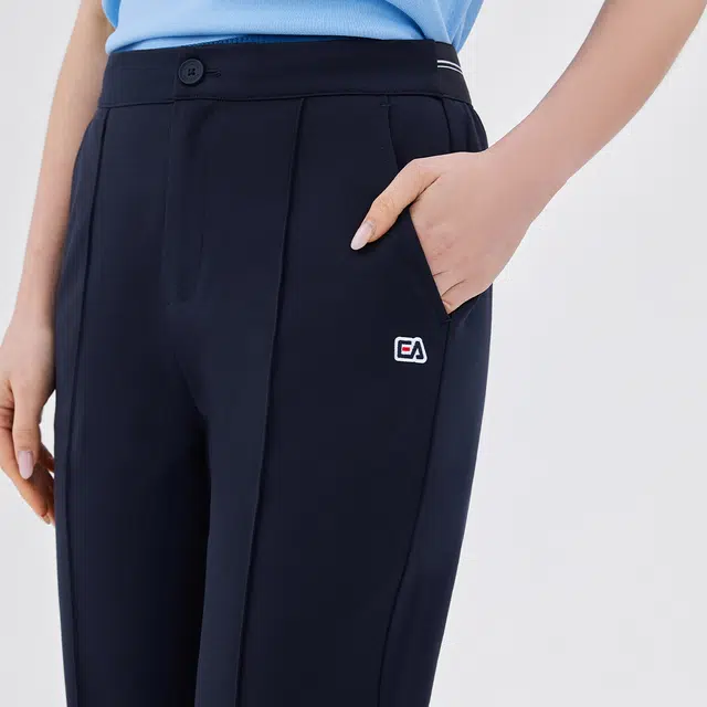 Elle Active