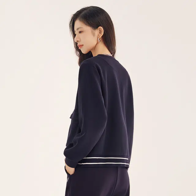 Elle Active