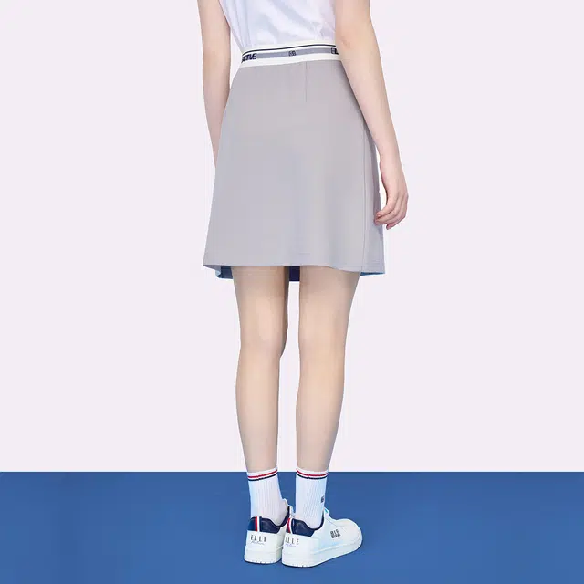 Elle Active