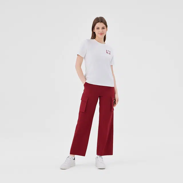 Elle Active