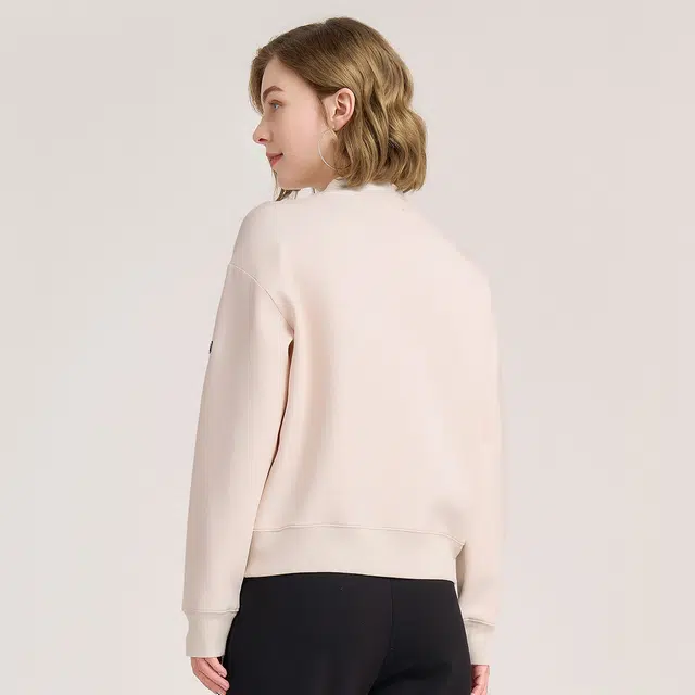 Elle Active