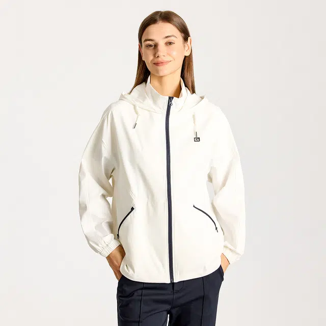 Elle Active