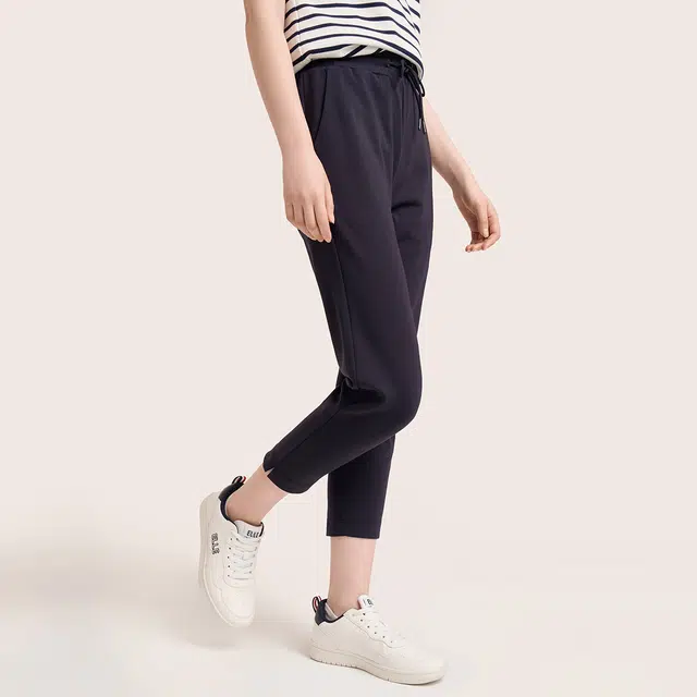 Elle Active