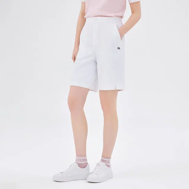 Elle Active A