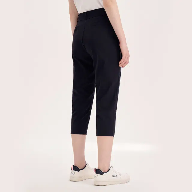 Elle Active