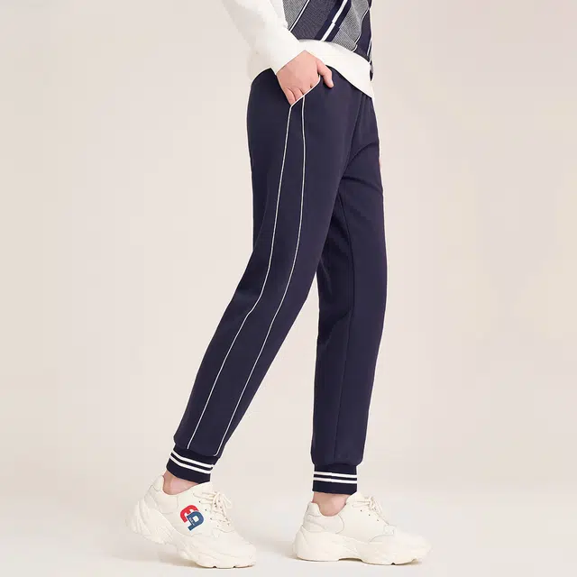 Elle Active