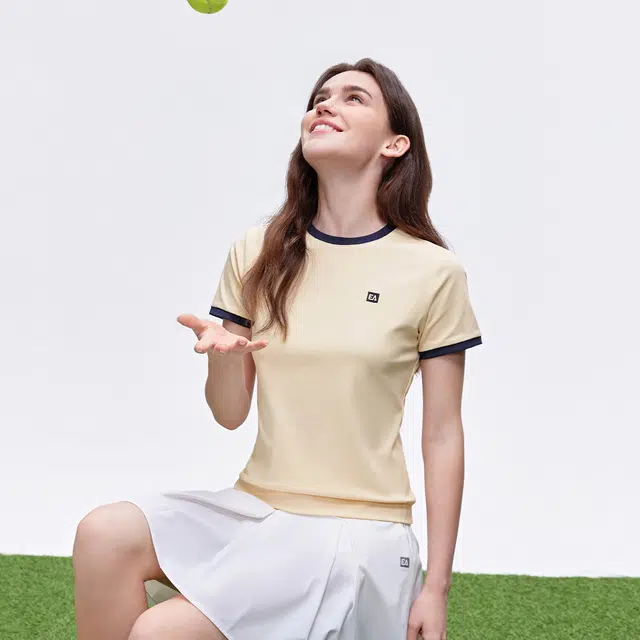Elle Active T