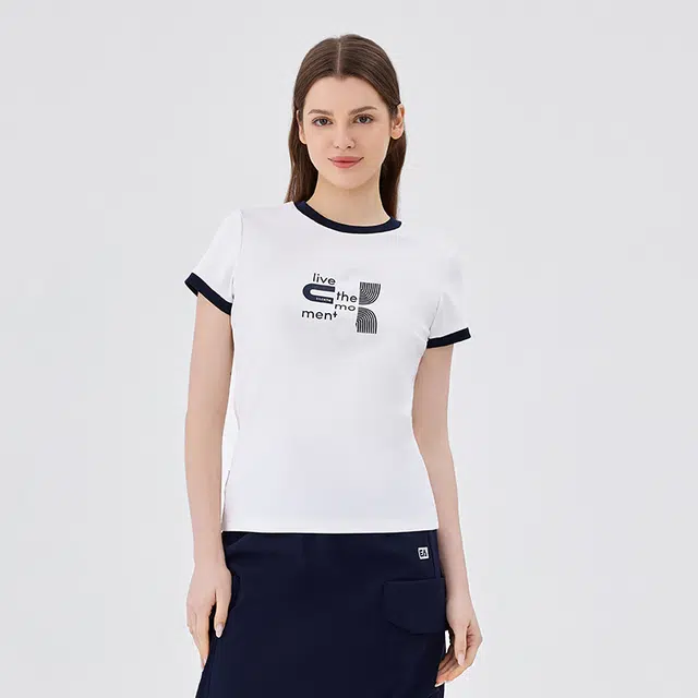 Elle Active Logo T