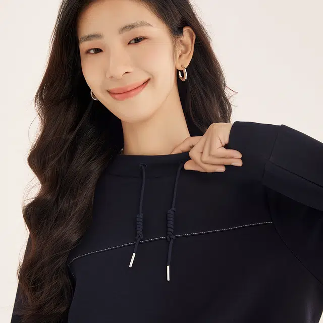 Elle Active