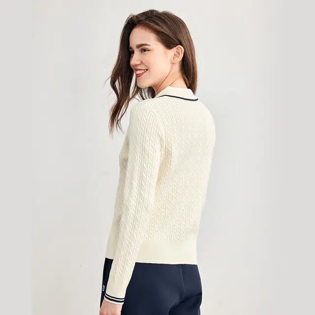 Elle Active