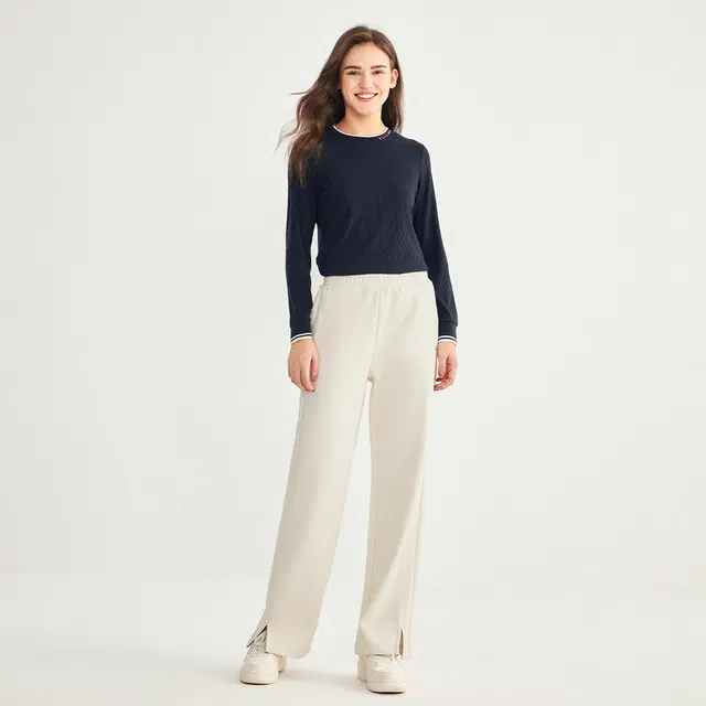 Elle Active