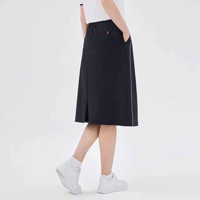 Elle Active A