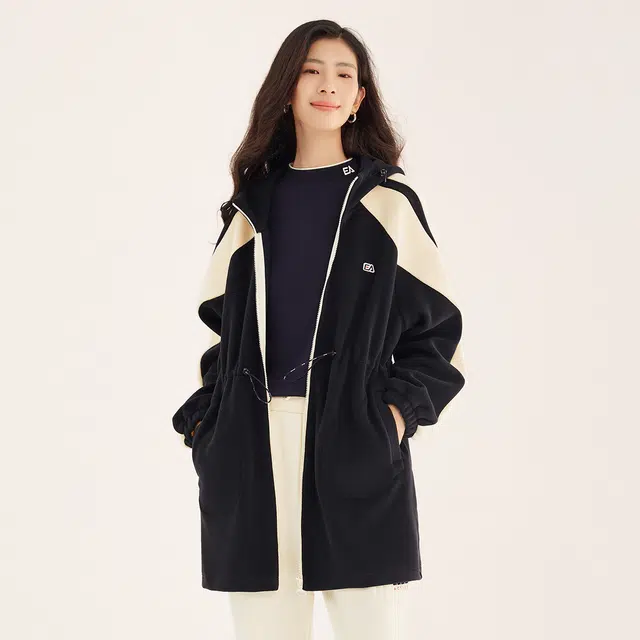 Elle Active