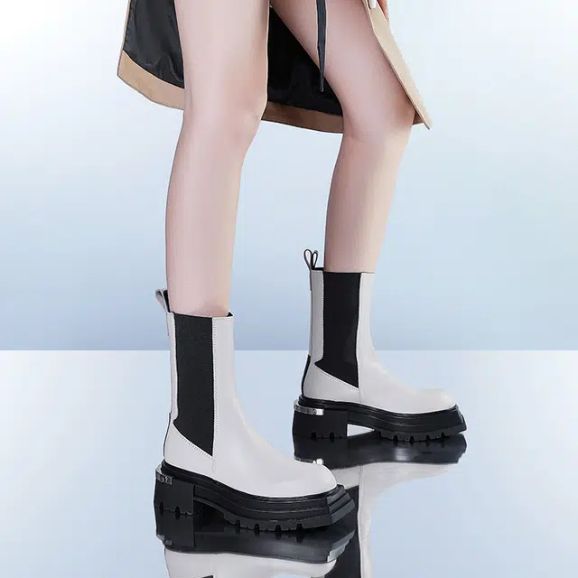 CHERYKALLY Chelsea Boots