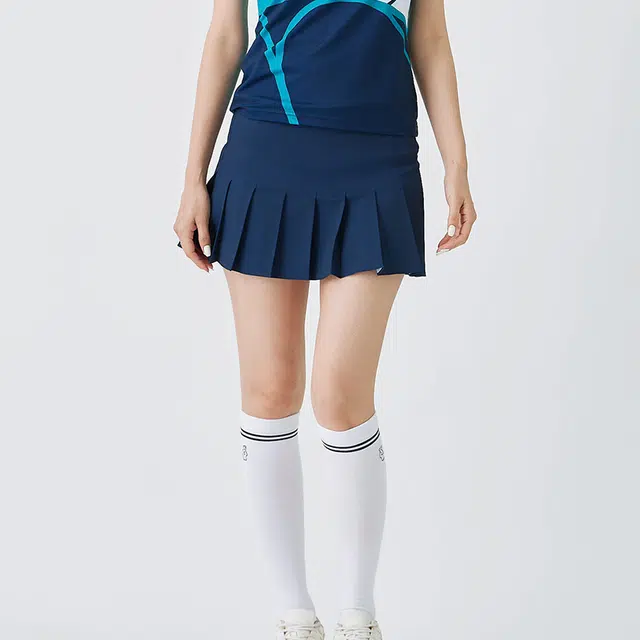 可莱安 速干羽毛球服透气百褶运动半身休闲短裙 女款 藏蓝